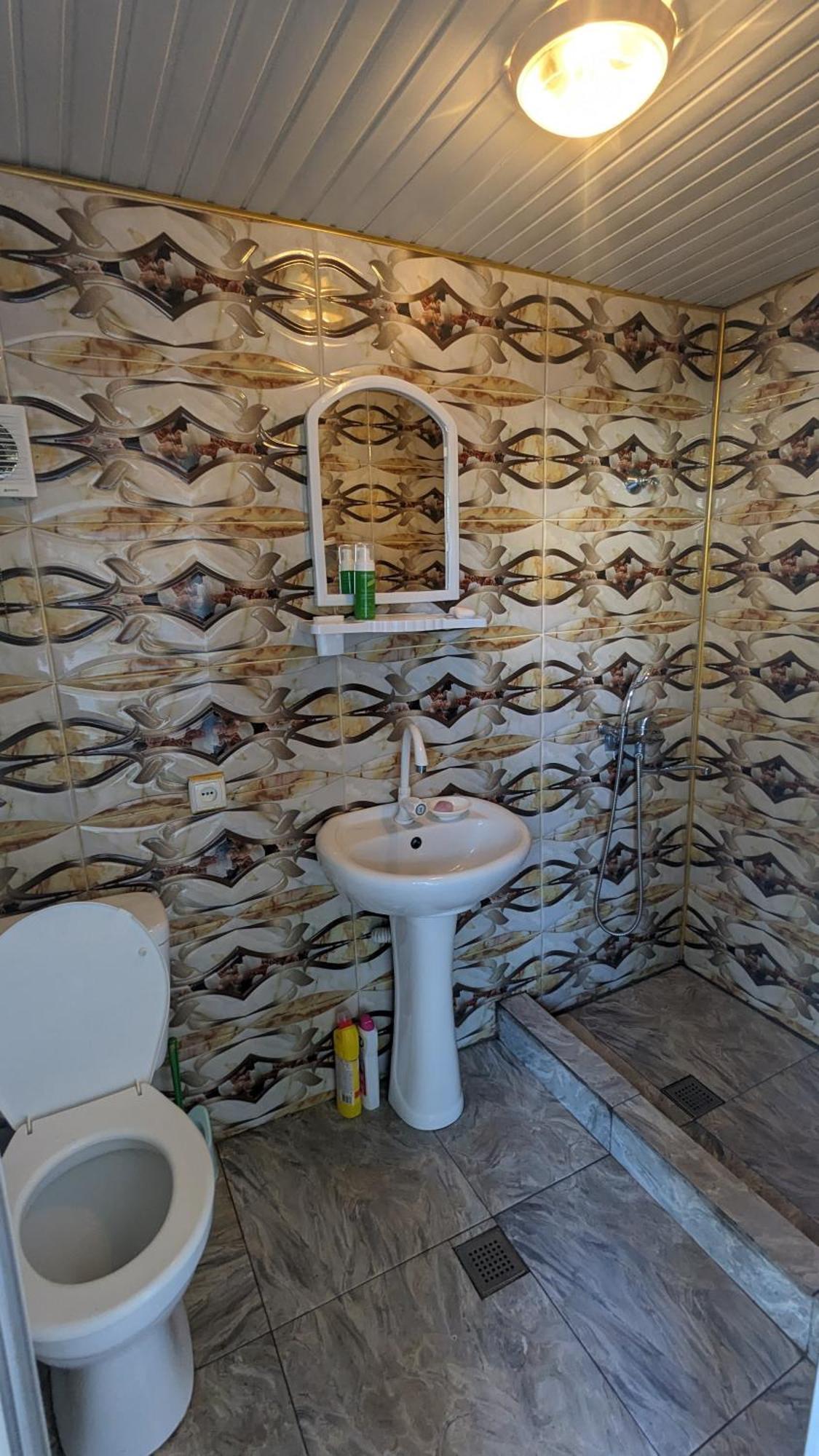 Mano'S Guest House Кобулеті Екстер'єр фото